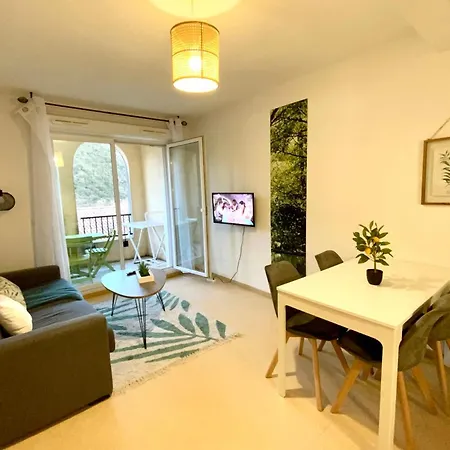 בית נופש Les Naiades G34 - 2 Bedrooms For 5 People !